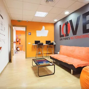 https://holidaysbcn-hostel.topbarcelonahotels.com